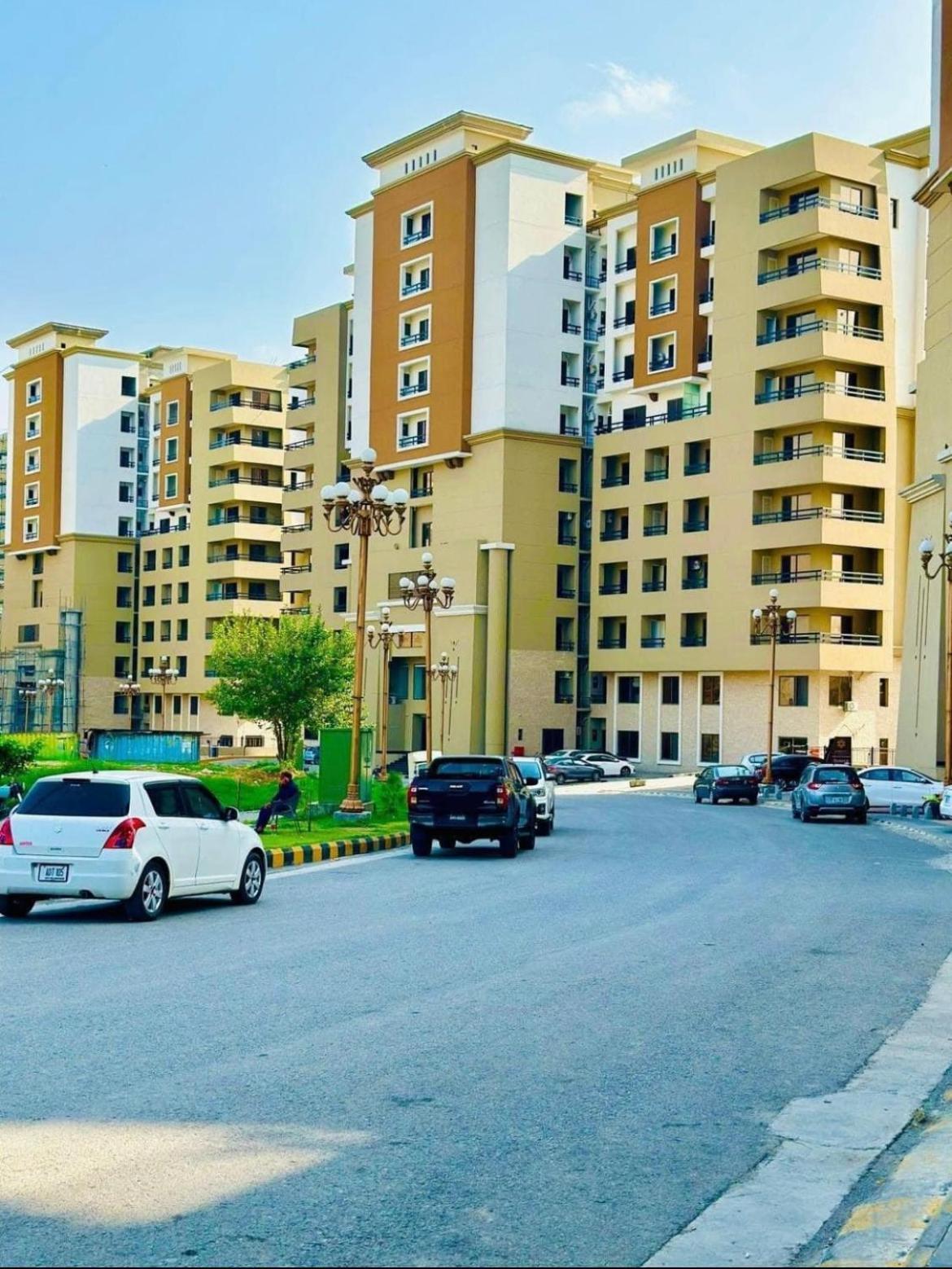 Serenity Corner 4 Bhk Islamabad Exterior photo